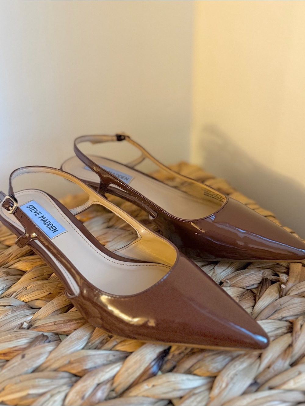 Women’s 7 Steve Madden Brown Pointed-Toe Kitten Heel Slingback